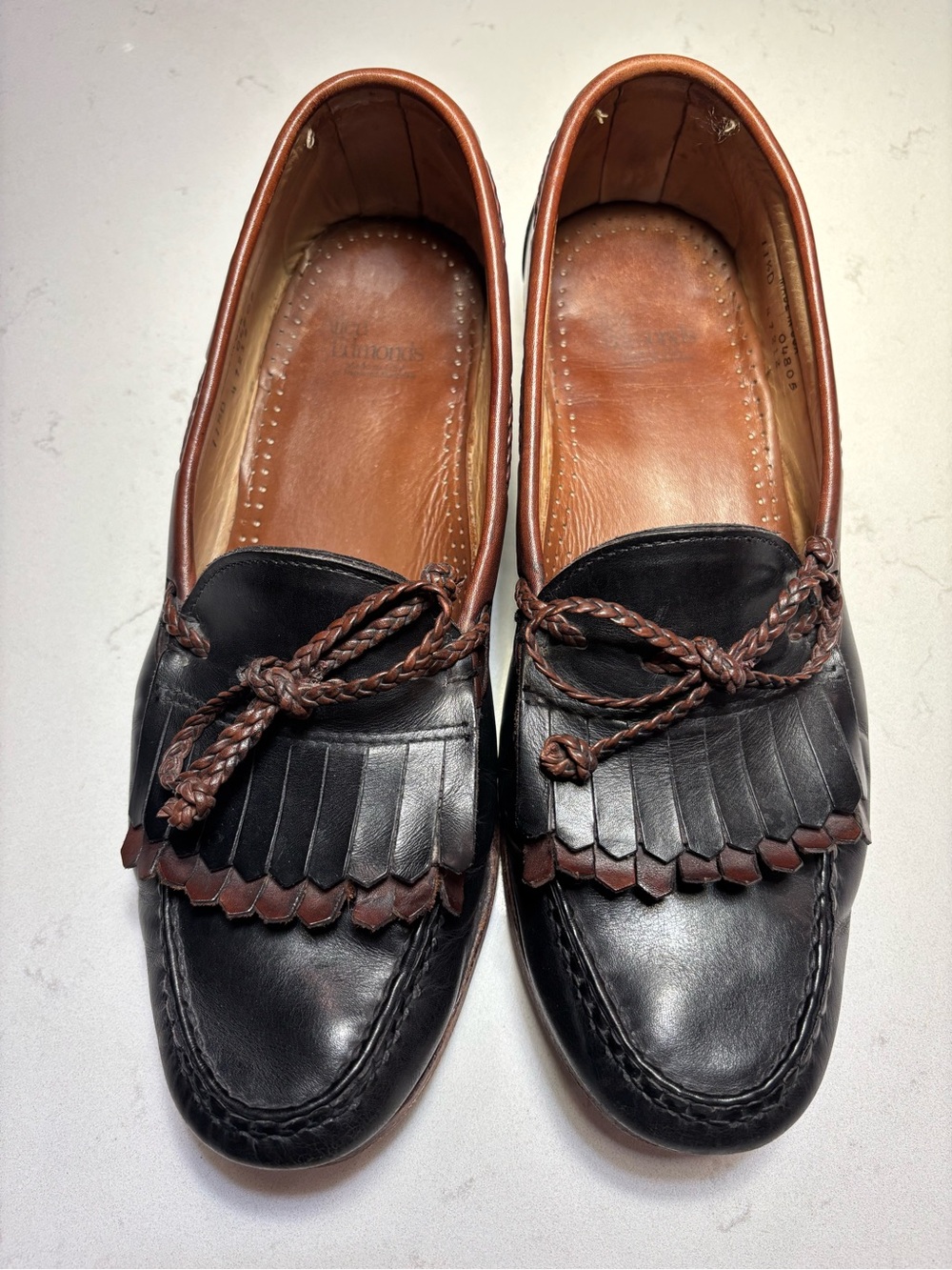 Allen Edmonds Black Leather Tassel Kiltie Loafers with Brown Accents
